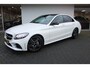 Mercedes-Benz C-klasse 180 Business Solution AMG / Diamantweis (parelmoer) Facelift/ Panorama/ Trekhaak af-fabriek/ Nightpakket/ Stoelverwarming/ All-season