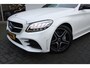 Mercedes-Benz C-klasse 180 Business Solution AMG / Diamantweis (parelmoer) Facelift/ Panorama/ Trekhaak af-fabriek/ Nightpakket/ Stoelverwarming/ All-season
