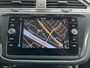 Volkswagen Tiguan 1.5 TSI R-Line / 20" LMV / Navigatie  / App connect / Camera / Parkeersensoren V+A P4