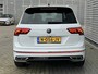 Volkswagen Tiguan 1.5 TSI R-Line / 20" LMV / Navigatie  / App connect / Camera / Parkeersensoren V+A P4