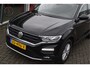 Volkswagen T-Roc 1.5 TSI Style Carplay | PDC | Trekhaak | LMV | Adaptive Cruise | Bluetooth