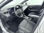 Toyota Corolla Touring Sports 1.8 Hybrid Dynamic | Trekhaak | Parkeersensoren | Navigatie | Apple Carplay / Android Auto | Stoelverwarming | Adaptive Cruise | Keyless | Clima | Camera | 17 inch