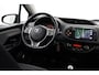 Toyota Yaris 1.0 VVT-i Trend | Origineel NL | Navigatie | Clima | Camera | 14 inch | Rijstrooksensor | Bluetooth