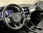 Volvo XC40 1.5 T3 Momentum Pro Navi / Apple / Stoel & stuurverw. / Dode hoek / Trekhaak / Camera / PDC