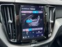 Volvo XC60 2.0 T6 Plug-in hybrid AWD Plus Dark | Panoramadak | 360 Camera | Trekhaak | BLIS | Stuurverwarming | Memory |
