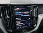 Volvo XC60 2.0 T6 Plug-in hybrid AWD Plus Dark | Panoramadak | 360 Camera | Trekhaak | BLIS | Stuurverwarming | Memory |