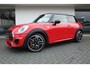 MINI John Cooper Works Mini 2.0 Chili / NL auto/ 18 inch/ Camera/ Stoelverwarming/ 1ste eigenaar