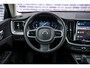 Volvo XC60 2.0 T6 Plug-in hybrid AWD Plus Dark | Adaptieve cruise control | 360° camera | Trekhaak | Stoel- en stuurverwarming | Dode hoek detectie BLIS | Panorama dak | All season banden | Google Auto |