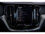 Volvo XC60 2.0 T6 Plug-in hybrid AWD Plus Dark | Adaptieve cruise control | 360° camera | Trekhaak | Stoel- en stuurverwarming | Dode hoek detectie BLIS | Panorama dak | All season banden | Google Auto |