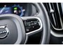 Volvo XC60 2.0 T6 Plug-in hybrid AWD Plus Dark | Adaptieve cruise control | 360° camera | Trekhaak | Stoel- en stuurverwarming | Dode hoek detectie BLIS | Panorama dak | All season banden | Google Auto |
