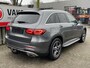Mercedes-Benz GLC 300e 4MATIC AMG Line 19"/Panoramadak/Luchtvering/Trekhaak/Burmester/Keyless/Matrix LED/Stoelverwarming/Camera/Elektrische klep/Apple Carplay & Android Auto