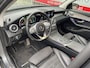 Mercedes-Benz GLC 300e 4MATIC AMG Line 19"/Panoramadak/Luchtvering/Trekhaak/Burmester/Keyless/Matrix LED/Stoelverwarming/Camera/Elektrische klep/Apple Carplay & Android Auto