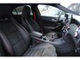 Mercedes-Benz A-klasse 250 A 250 Sport || AMG Pakket|| Stoelverwarming|| Handgeschakeld!