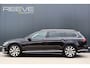 Volkswagen Passat Variant 1.8 TSI Highline Business R Automaat | 180pk | R-Line | Panoramadak | Active Info Display | Trekhaak | Stoelverwarming | LED | 18 Inch | Keyless