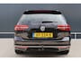 Volkswagen Passat Variant 1.8 TSI Highline Business R Automaat | 180pk | R-Line | Panoramadak | Active Info Display | Trekhaak | Stoelverwarming | LED | 18 Inch | Keyless