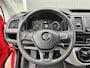 Volkswagen Transporter 2.0 TDI L1H1 Airco Cruise control Kastinrichting Betimmering in de laadruimte Telefoonvoorbereiding 1e eigenaar Dealer onderhouden Euro 6