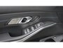 BMW 3-Serie 320e M-Sport Shadow Line AUTOMAAT-360 CAMERA-ALCANTARA-AMBIANCE-CARBON-CRUISE-FULL LED-KEYLESS-MEMORY-PANORAMA