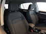 Volkswagen Golf 1.5 eTSI 115pk DSG Life Edition | LED Plus | Stoel- en stuurverwarming | Extra getint glas