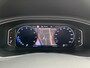 Volkswagen T-Roc Cabrio 1.5 TSI R-Line / Digitaal dashboard / Navigatie / Dodehoek / Camera / Parkeersensoren V+A / P4