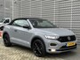 Volkswagen T-Roc Cabrio 1.5 TSI R-Line / Digitaal dashboard / Navigatie / Dodehoek / Camera / Parkeersensoren V+A / P4