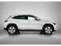 Mercedes-Benz GLA 250 e Plug-In Hybride | Trekhaak | Sfeerverlichting | Achteruitrijcamera | Keyless-Go | Led koplampen | Stuur en Stoelverwarming. Inclusief 24 maanden MB Certified garantie voor Europa.