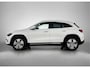 Mercedes-Benz GLA 250 e Plug-In Hybride | Trekhaak | Sfeerverlichting | Achteruitrijcamera | Keyless-Go | Led koplampen | Stuur en Stoelverwarming. Inclusief 24 maanden MB Certified garantie voor Europa.