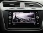 Volkswagen Tiguan 1.5 TSI ACT Comfortline Business R-Line | TREKHAAK | VIRTUAL COCKPIT | LED | NAVIGATIE | KLIMAATREGELING