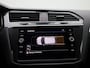 Volkswagen Tiguan 1.5 TSI ACT Comfortline Business R-Line | TREKHAAK | VIRTUAL COCKPIT | LED | NAVIGATIE | KLIMAATREGELING