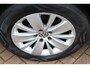Volkswagen Sharan 1.4 TSI Comfortline. Incl. set winterwielen, trekhaak, navigatie