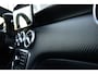 Mercedes-Benz A-klasse 180 AMG-Style Rijklaarprijs-Garantie Navigatie Leder/Alcantara Interieur Airco Apple Carplay