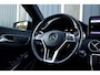 Mercedes-Benz A-klasse 180 AMG-Style Rijklaarprijs-Garantie Navigatie Leder/Alcantara Interieur Airco Apple Carplay