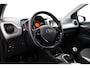 Toyota Aygo 1.0 VVT-i x-play | Airco | Camera | Elektrische ramen voor | Bluetooth
