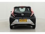 Toyota Aygo 1.0 VVT-i x-play | Airco | Camera | Elektrische ramen voor | Bluetooth