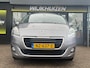 Peugeot 5008 1.2 PureTech Style 7p. met Panorama dak !!! Navigatie !!! Dealer Onderhouden !!!