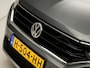 Volkswagen T-Roc 1.5 TSI Sport 150Pk Automaat (APPLE CARPLAY, GROOT NAVI, ADAPTIVE CRUISE, SPORTSTOELEN, PARKEERSENSOREN, LANE ASSIST, NIEUWE APK, NIEUWSTAAT)