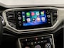 Volkswagen T-Roc 1.5 TSI Sport 150Pk Automaat (APPLE CARPLAY, GROOT NAVI, ADAPTIVE CRUISE, SPORTSTOELEN, PARKEERSENSOREN, LANE ASSIST, NIEUWE APK, NIEUWSTAAT)