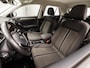 Volkswagen T-Roc 1.5 TSI Sport 150Pk Automaat (APPLE CARPLAY, GROOT NAVI, ADAPTIVE CRUISE, SPORTSTOELEN, PARKEERSENSOREN, LANE ASSIST, NIEUWE APK, NIEUWSTAAT)