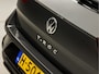 Volkswagen T-Roc 1.5 TSI Sport 150Pk Automaat (APPLE CARPLAY, GROOT NAVI, ADAPTIVE CRUISE, SPORTSTOELEN, PARKEERSENSOREN, LANE ASSIST, NIEUWE APK, NIEUWSTAAT)