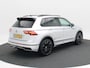 Volkswagen Tiguan 1.5 TSi 150 Pk Automaat R-Line | Black Style | Panoramadak | Adaptive Cruise | Climate Control | Navigatie | Camera | Carplay | 20 inch | 34.670 Km!!