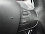 Peugeot 2008 1.2 PureTech Style | Panoramadak | Navigatie | Cruise Control | Lichtmetalen Velgen |