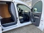 Volkswagen Caddy 1.6 TDI Airco Trekhaak 1400kg trekgewicht Schuifdeur Telefoonverbinding Navigatiesysteem Euro 5 2-Persoons Bpm vrij voor prive gebruik !!