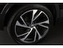 Volvo XC40 1.5 T3 R-Design > 163pk/Trekhaak (Afnb)/20 inch/ all season banden