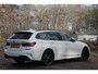 BMW 3-Serie 330e xDrive M-sport | Laser | HUD | Pano | Blind