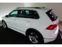 Volkswagen Tiguan 1.4 TSI ACT Highline Business R | TREKHAAK | CARPLAY | STOLEVERW. |