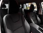 Volvo V60 1.6 T4 Kinetic | 180 PK | Automaat | Trekhaak | Climate Control | Stoelverwarming | Navigatie
