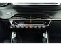 Peugeot e-208 EV Active 50 kWh | Stoelverwarming | Camera | Apple Carplay/Android Auto | Parkeersensoren achter | Climate Control