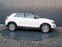Volkswagen T-Roc 1.5 TSI 150Pk DSG Sport | Camera | Trekhaak afnb. | Leder | Stoelverw. | Side Assist | Prijs Rijklaar!!