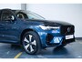 Volvo XC60 T6 Plug-in hybrid AWD Plus Dark | Adaptive cruise control | 360° parkeercamera | BLIS | Wegklapbare trekhaak | Panoramadak | Stoel en stuurwielverwarming | Lederen bekleding | Google infotainment | Parkeersensoren voor + achter