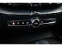 Volvo XC60 T6 Plug-in hybrid AWD Plus Dark | Adaptive cruise control | 360° parkeercamera | BLIS | Wegklapbare trekhaak | Panoramadak | Stoel en stuurwielverwarming | Lederen bekleding | Google infotainment | Parkeersensoren voor + achter