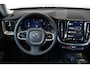 Volvo XC60 T6 Plug-in hybrid AWD Plus Dark | Adaptive cruise control | 360° parkeercamera | BLIS | Wegklapbare trekhaak | Panoramadak | Stoel en stuurwielverwarming | Lederen bekleding | Google infotainment | Parkeersensoren voor + achter